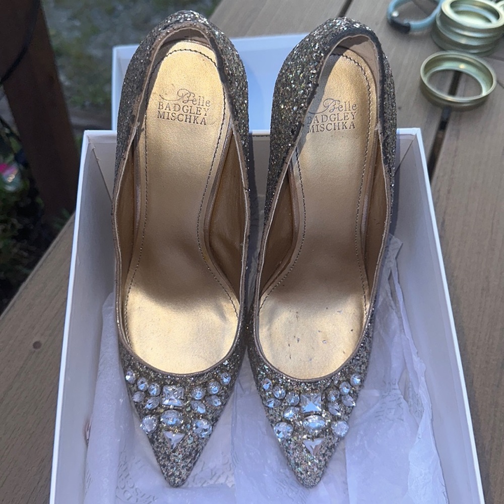 Badgley Mischka Rose Gold Pumps
